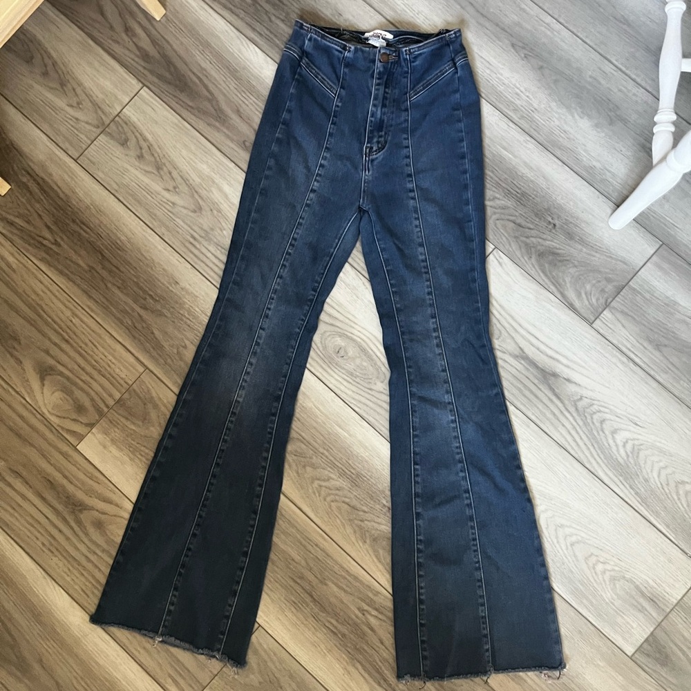 Vibrant flare jeans size 26